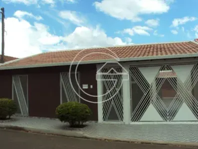 Casa com 3 Quartos à venda, 120m² no Centro, Marília