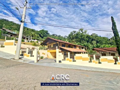 Casa com 4 Quartos para alugar, 600m² no Tribess, Blumenau