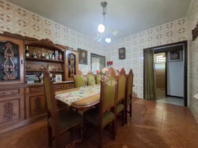 Casa com 5 Quartos para alugar, 310m² no Lorenzi, Santa Maria