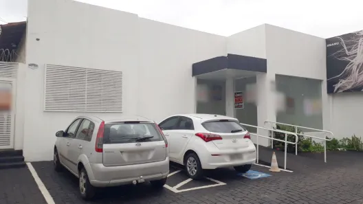 Ponto Comercial para alugar, 600m² no Centro, Uberlândia
