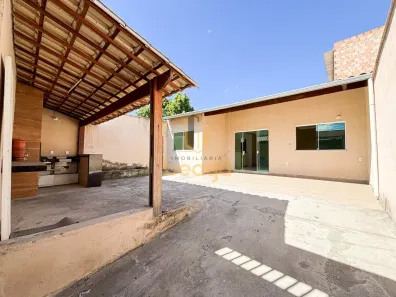 Casa com 2 Quartos para alugar, 90m² no Santa Terezinha, Belo Horizonte