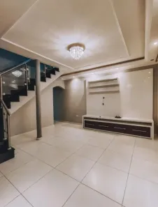 Sobrado com 4 Quartos à venda, 270m² no Residencial União, São José dos Campos