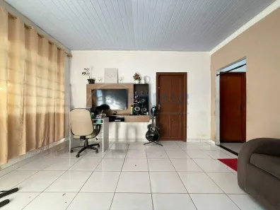 Casa com 2 Quartos à venda, 340m² no Taguatinga Norte, Brasília