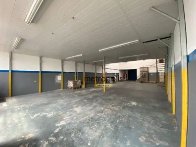 Galpão/Depósito/Armazém à venda, 394m² no Osvaldo Cruz, São Caetano do Sul