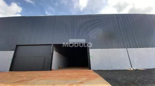Galpão/Depósito/Armazém para alugar, 2072m² no Loteamento Élisson Prieto, Uberlândia