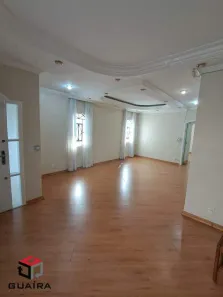 Sobrado com 4 Quartos para alugar, 275m² no Vila Valparaíso, Santo André