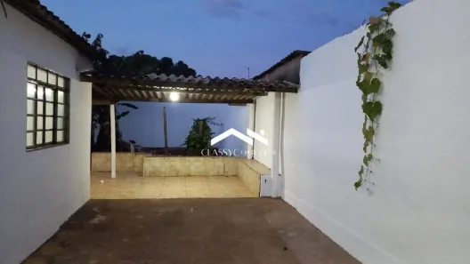 Casa com 2 Quartos para alugar, 82m² no São Jorge, Uberlândia