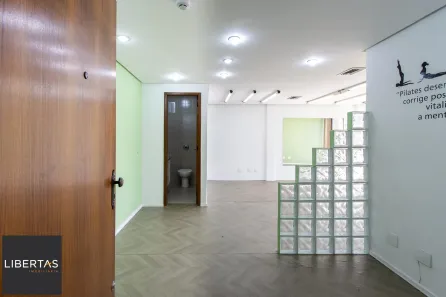 Sala Comercial à venda, 34m² no Menino Deus, Porto Alegre