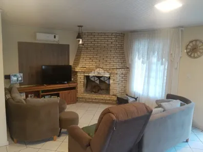 Casa com 2 Quartos à venda, 180m² no Renascença, Santa Cruz do Sul