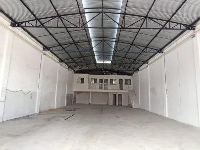Galpão/Depósito/Armazém para alugar, 380m² no Sapiranga-Coité, Fortaleza