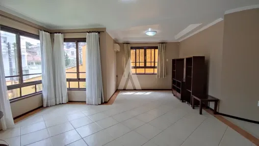Casa com 4 Quartos à venda, 178m² no Costa e Silva, Joinville