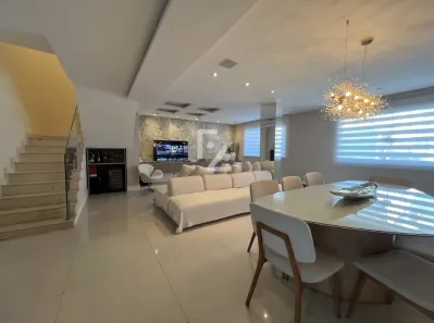 Casa de Condomínio com 3 Quartos à venda, 400m² no Taquara, Rio de Janeiro