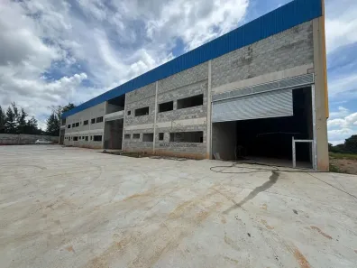 Galpão/Depósito/Armazém com 3 Quartos para venda ou aluguel, 1600m² no Condomínio Fazenda Alta Vista, Salto de Pirapora