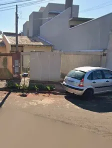 Casa com 2 Quartos à venda, 70m² no Califórnia, Londrina