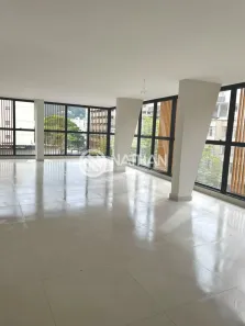Ponto Comercial para alugar, 75m² no Várzea, Teresópolis