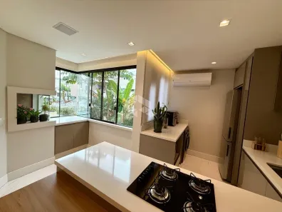 Apartamento com 2 Quartos à venda, 76m² no Jurerê, Florianópolis