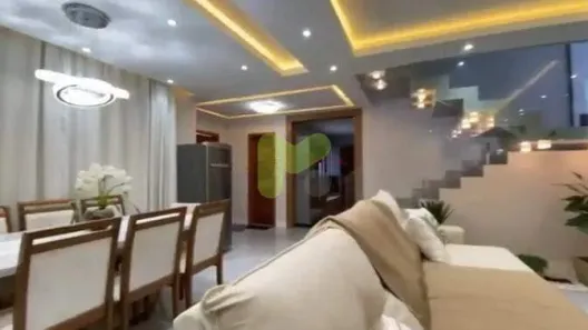 Casa com 4 Quartos à venda, 210m² no Lagoa, Macaé