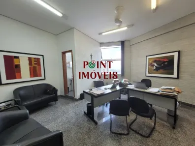 Sala Comercial à venda, 130m² no Santa Lúcia, Belo Horizonte