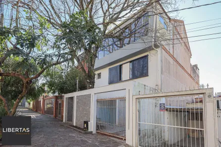 Casa com 3 Quartos à venda, 250m² no Petrópolis, Porto Alegre