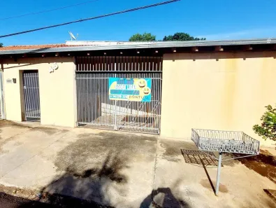 Casa com 3 Quartos para alugar, 100m² no Jardim Bandeirantes, Marília
