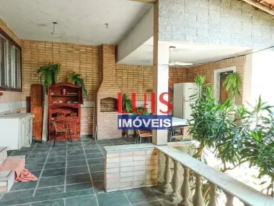 Casa com 4 Quartos à venda, 300m² no Piratininga, Niterói