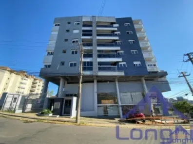 Apartamento com 3 Quartos para alugar, 180m² no Floresta, Caxias do Sul