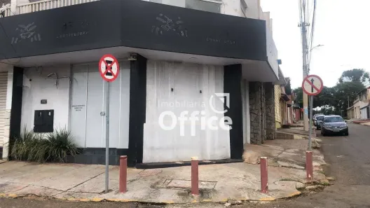 Ponto Comercial para alugar, 150m² no Vila Santana, Anápolis