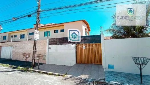 Casa com 3 Quartos para alugar, 130m² no Cambeba, Fortaleza