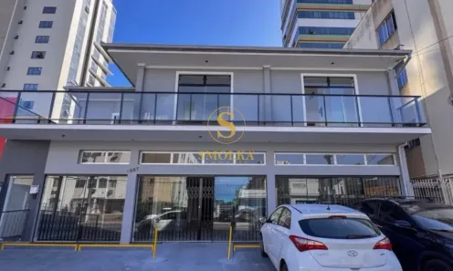 Imóvel Comercial para alugar, 615m² no Kobrasol, São José