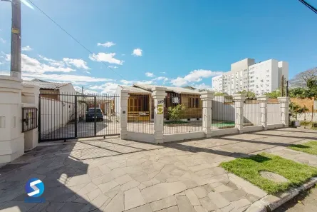 Casa com 3 Quartos à venda, 139m² no Centro, Canoas