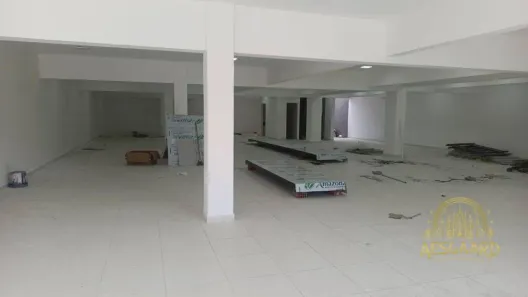 Prédio Comercial para alugar, 1200m² no Tambauzinho, João Pessoa