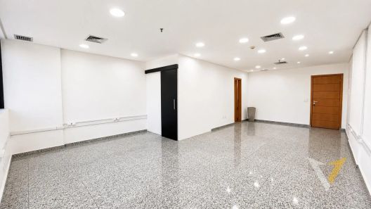 Sala Comercial à venda, 47m² no Chácara Urbana, Jundiaí