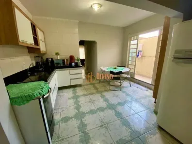 Casa com 4 Quartos à venda, 200m² no Jardim dos Estados, Sorocaba