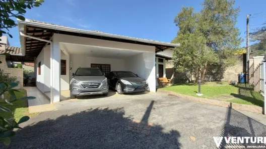 Casa com 3 Quartos à venda, 161m² no Velha, Blumenau