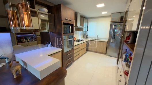 Apartamento com 3 Quartos à venda, 122m² no Agronômica, Florianópolis