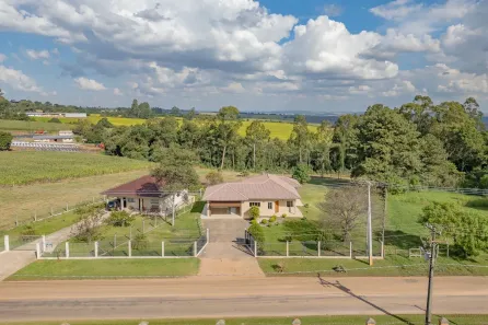 Fazenda/Sítio à venda, 159m² no Centro, Carambeí