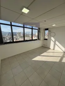 Sala Comercial para alugar, 30m² no Centro, Mogi das Cruzes