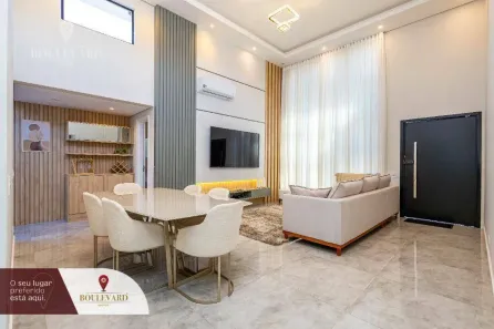 Casa de Condomínio com 3 Quartos à venda, 360m² no Cajuru, Curitiba