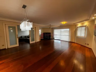 Apartamento com 3 Quartos para alugar, 238m² no Centro, Jundiaí