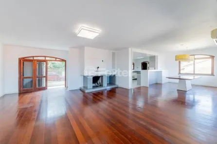 Sobrado com 4 Quartos à venda, 645m² no Sétimo Céu, Porto Alegre