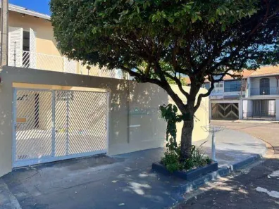 Sobrado com 3 Quartos à venda, 150m² no Antares, Londrina