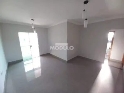 Apartamento com 3 Quartos para alugar, 140m² no Brasil, Uberlândia