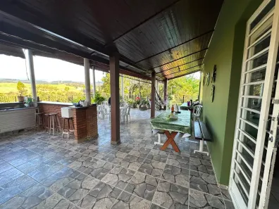 Fazenda/Sítio com 5 Quartos à venda, 300m² no Bom Retiro, São José dos Campos