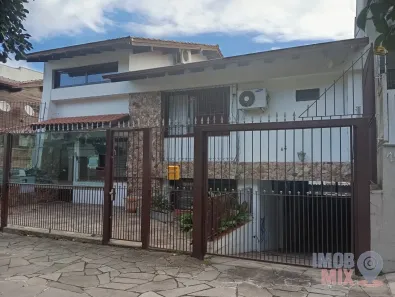 Casa com 4 Quartos à venda, 540m² no Chácara das Pedras, Porto Alegre