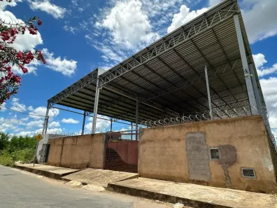 Galpão/Depósito/Armazém para alugar, 720m² no Vila Brasília, Montes Claros