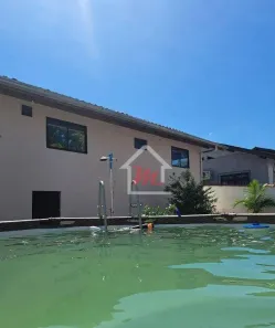 Casa com 3 Quartos à venda, 390m² no Velha, Blumenau