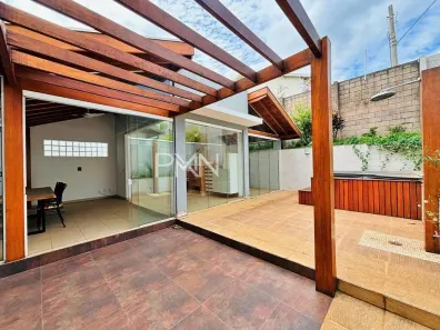Casa de Condomínio com 3 Quartos à venda, 250m² no Parque Rural Fazenda Santa Cândida, Campinas