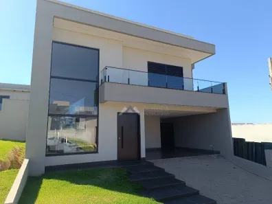 Casa de Condomínio com 3 Quartos à venda, 199m² no Olímpico, Londrina