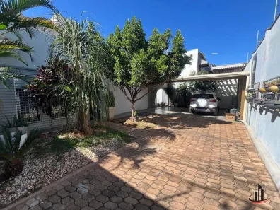 Casa com 3 Quartos à venda, 113m² no Bom Retiro, Uberaba