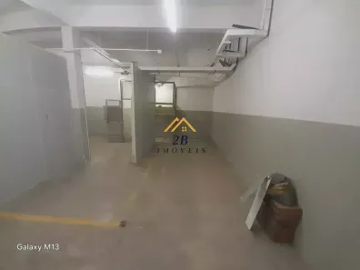 Ponto Comercial para venda ou aluguel, 1600m² no Vila Isabel, Rio de Janeiro